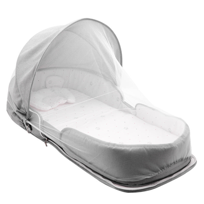 Baby bassinet with mesh cver